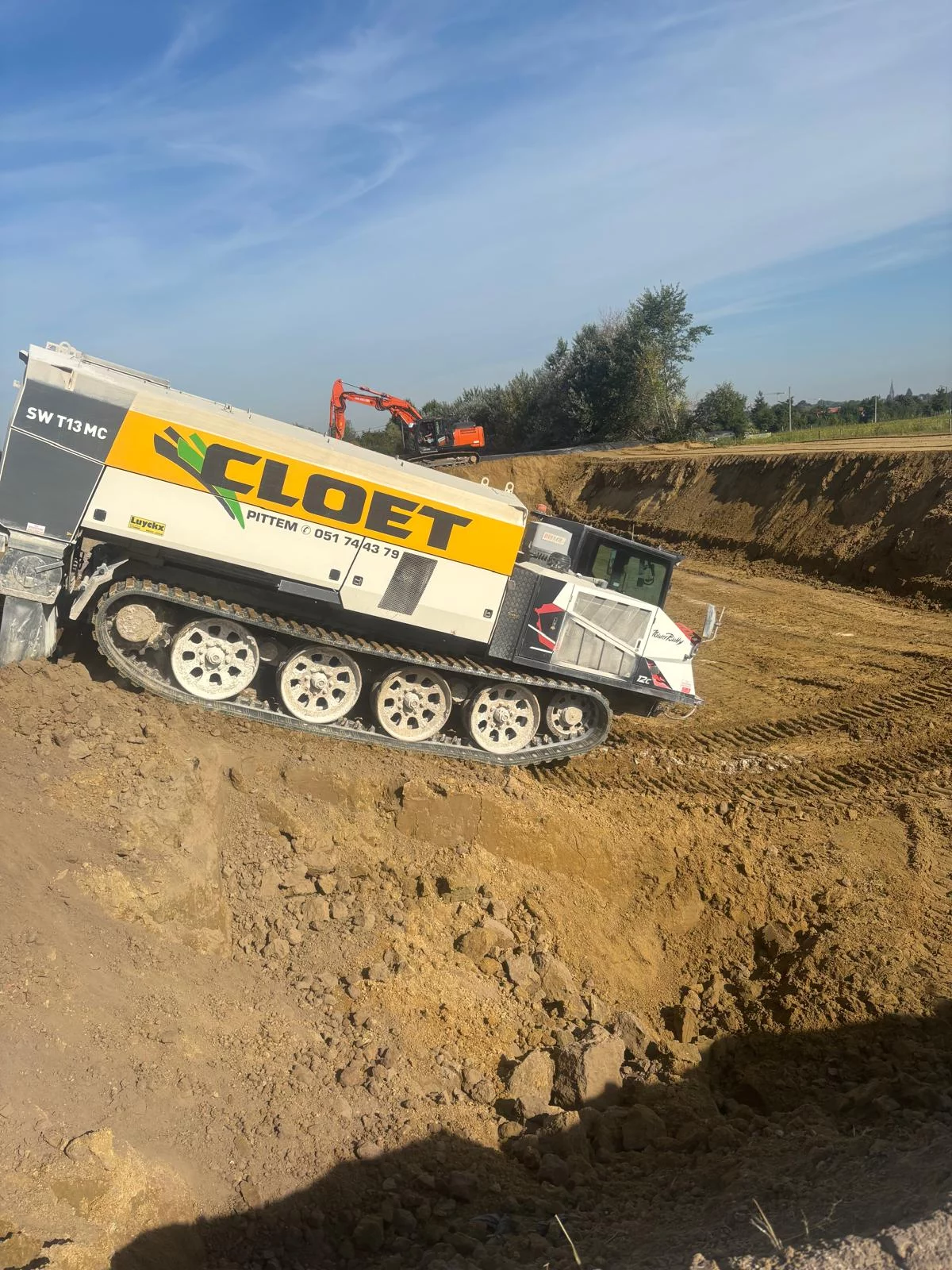 Le premier PowerBully 12C avec Streumaster livré à Cloet