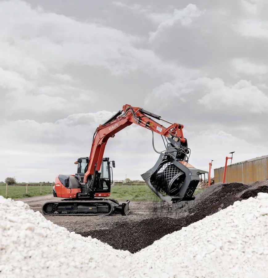 Kubota lance une midi-pelle de 8 tonnes de nouvelle génération