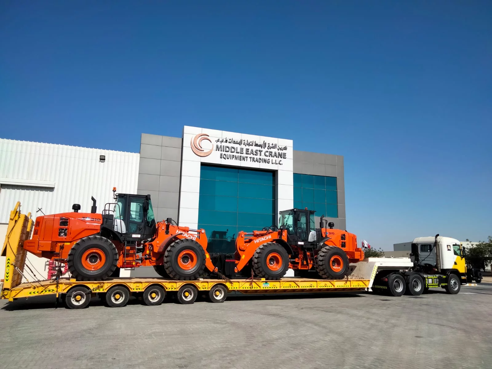 Livraison de 6 nouvelles chargeuses sur pneus ZW310 d'Hitachi chez  Aertssen Machinery Services