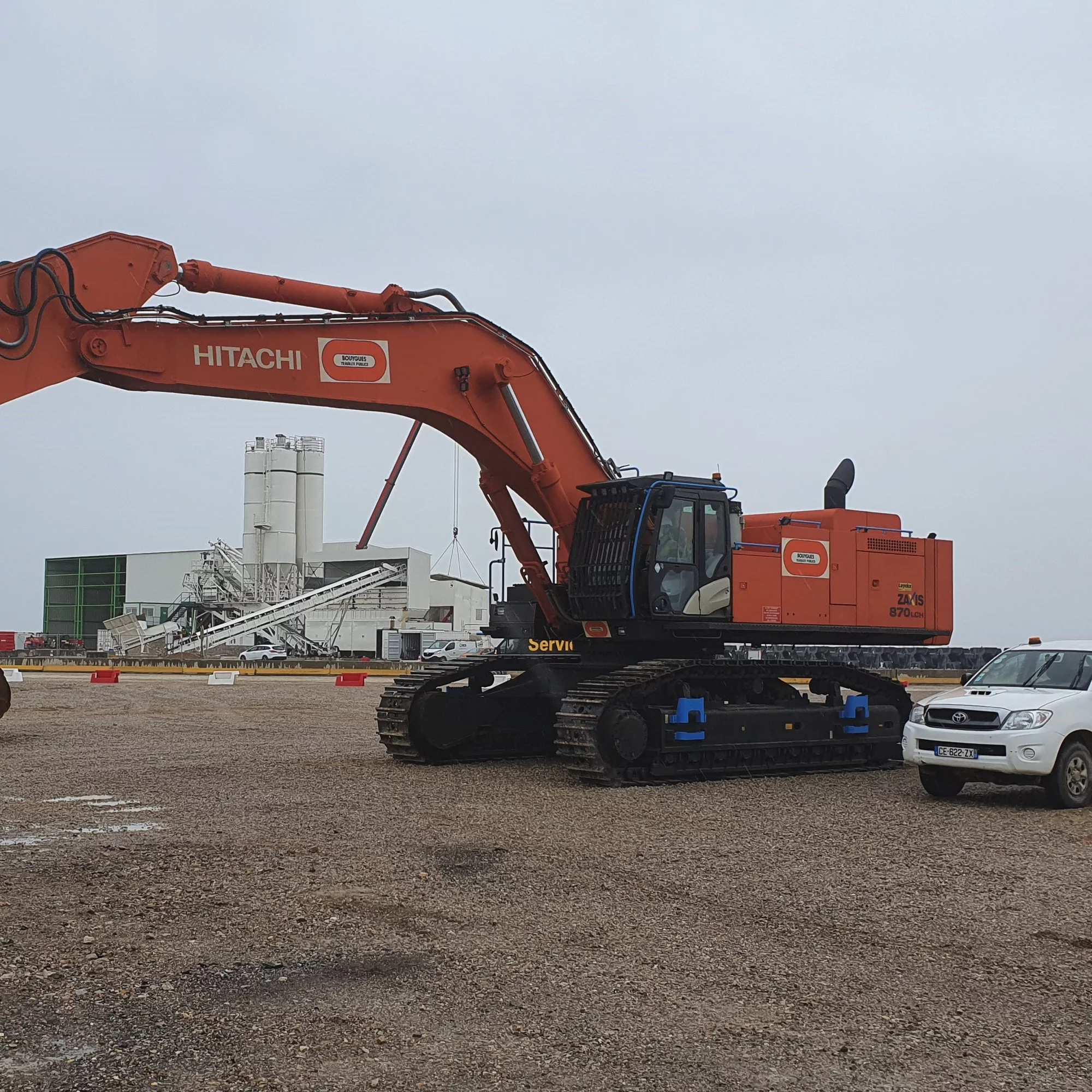 Montage de la ZX870 pour Bouygues