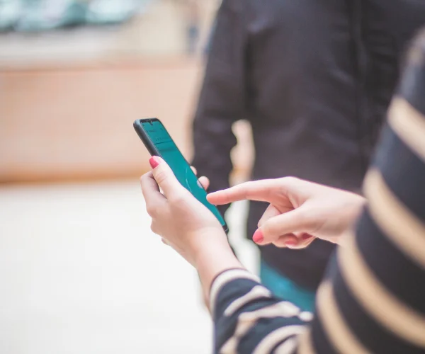 Nous ne sommes actuellement pas joignables par téléphone
