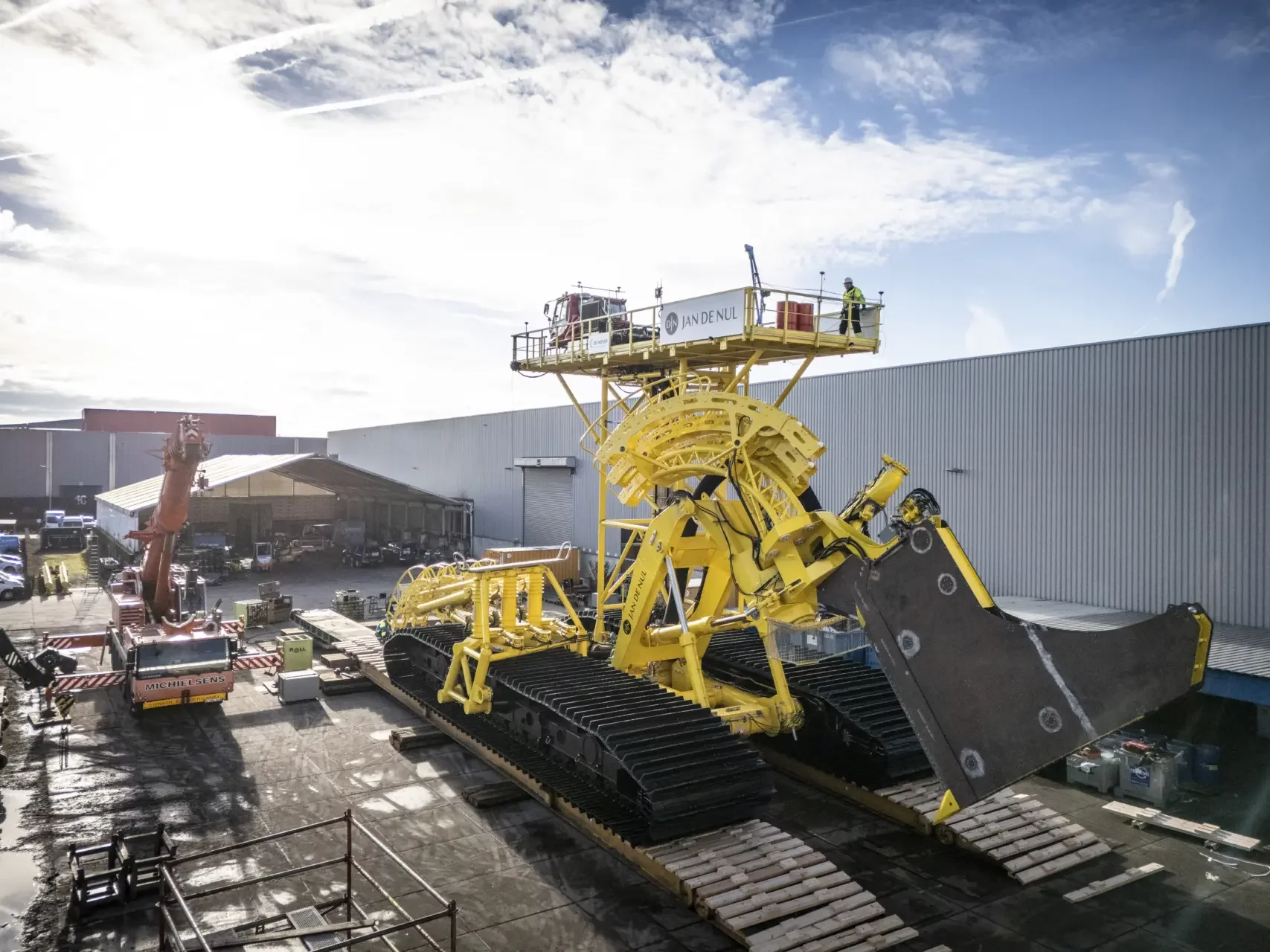 Luyckx integreert PistenBully en machinesturing op Jan De Nul’s Sunfish kabeltrencher