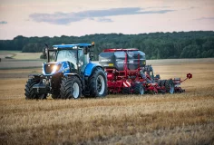 Afbeelding New Holland T7  LANGE WIELBASIS