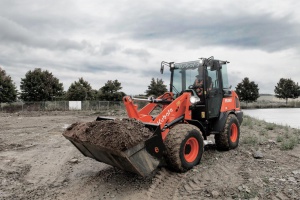 Kubota launches next‐generation R070 and R090 wheel loaders