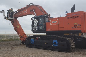 Mounting of ZX870 for Bouygues