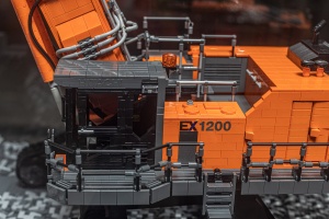 Modèle réduit Lego® EX1900 SL 40 mètres et EX1200-7 avec 2-piece boom
