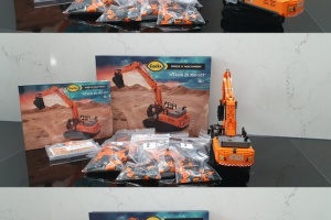 COLLECTORS ITEM: LEGO SCALE MODEL HITACHI ZX350LC-7