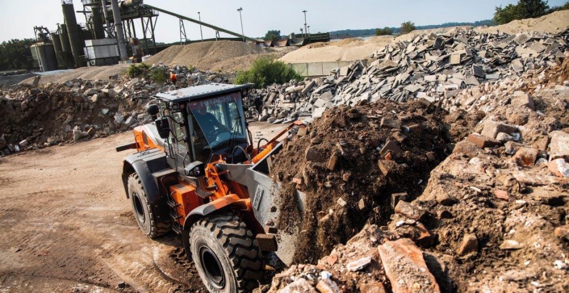 Take control with Hitachi ZW-7 wheel loaders