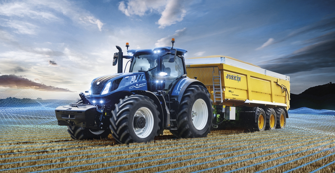 New Holland launches new T7 Heavy Duty at INTELLIGENT FARMING ALL_WAYS event